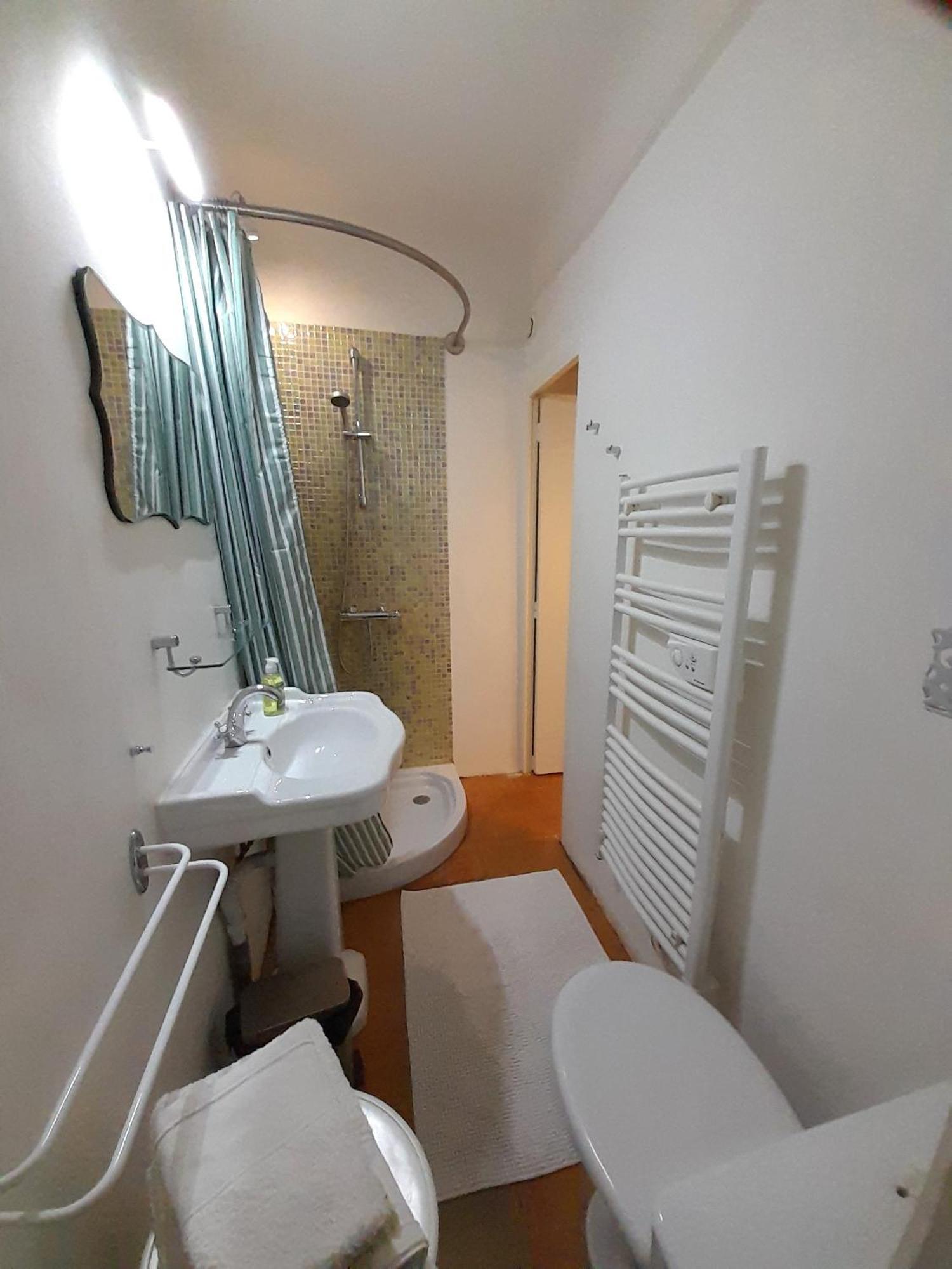 La Cachette Centre Village Roussillon en Isere Екстериор снимка